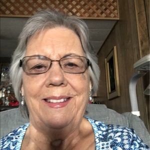 Meet your Posher, Carole