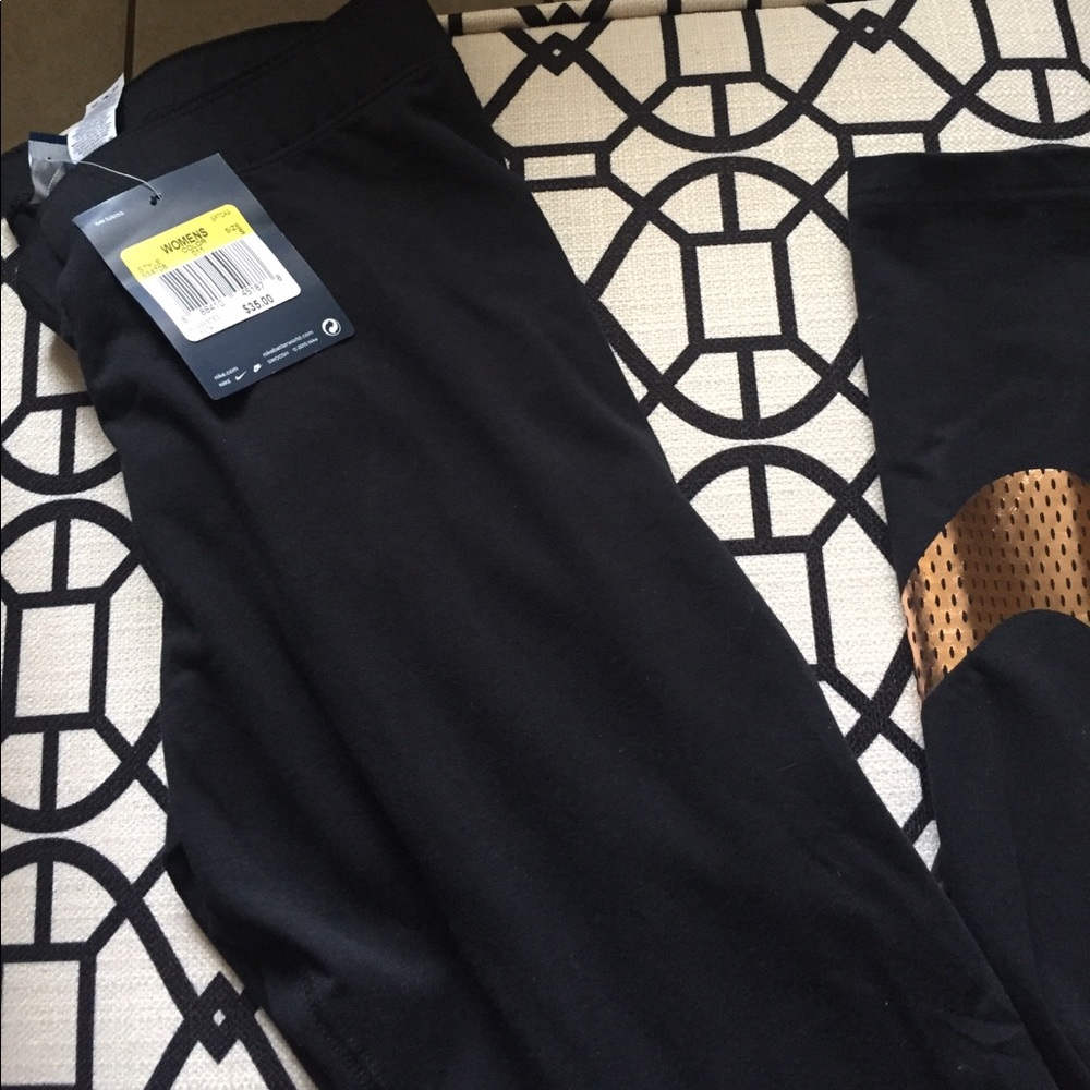 Nike leggings