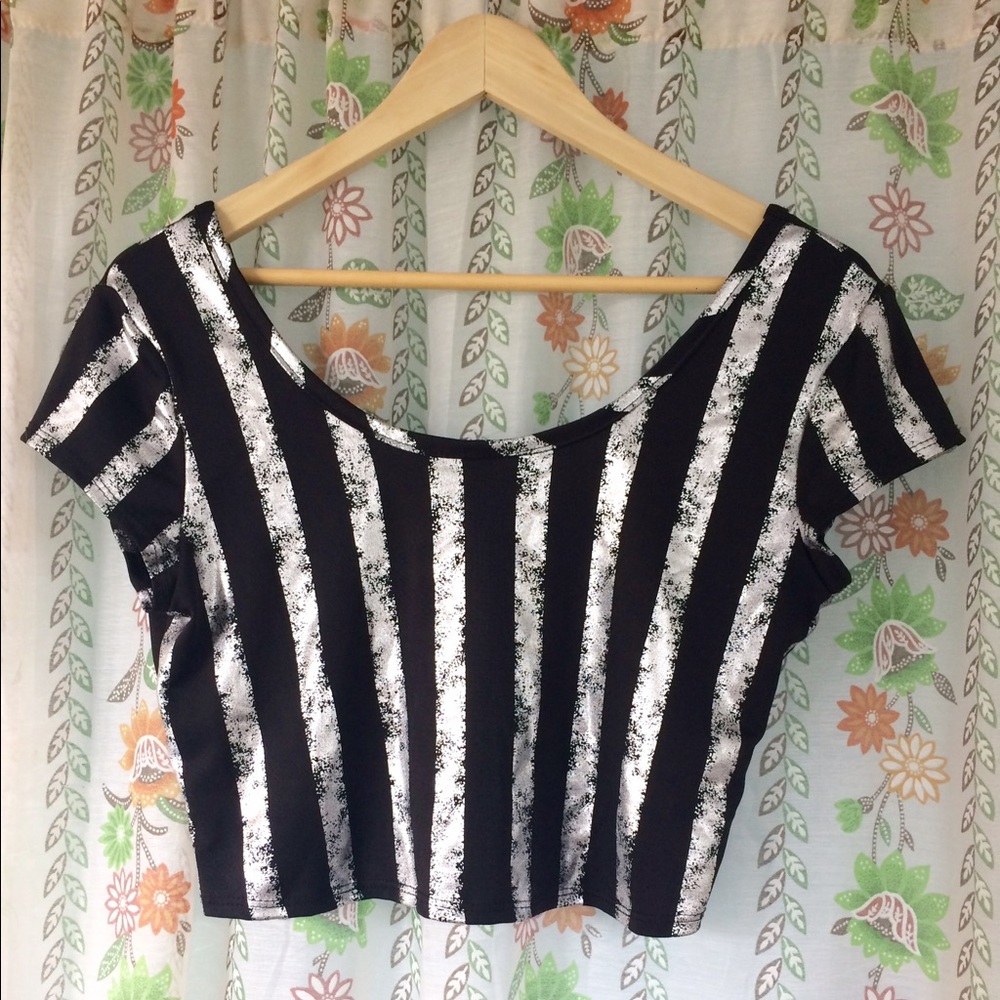 Crop top stretchy black with silver