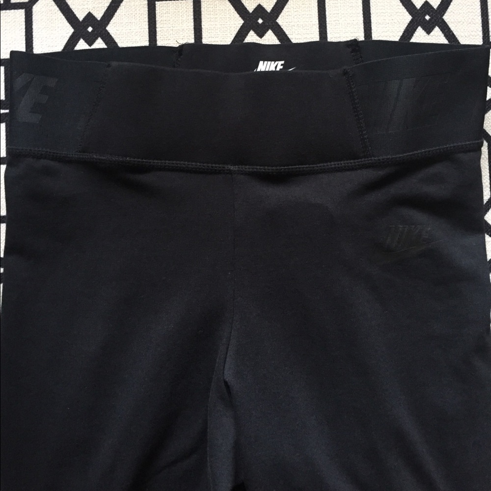 Nike leggings NWOT