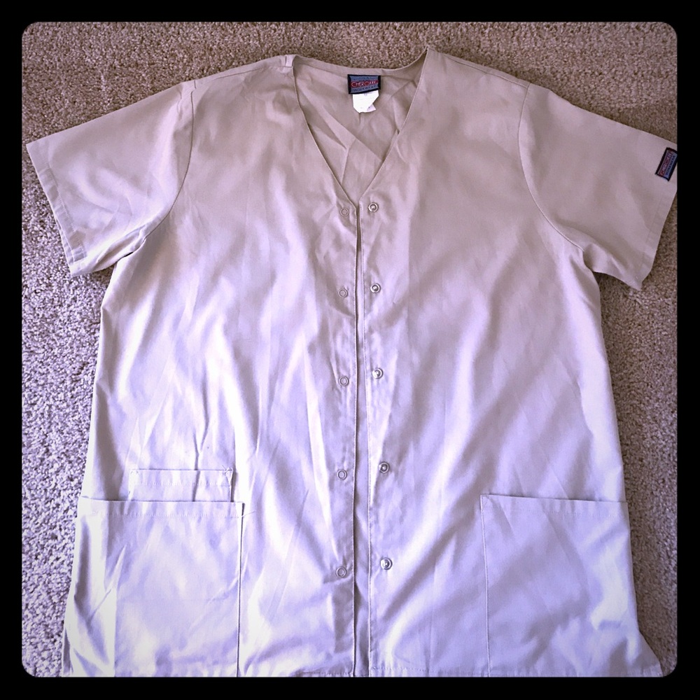 Cherokee scrub top