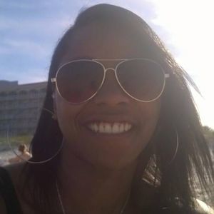 Meet your Posher, Candice