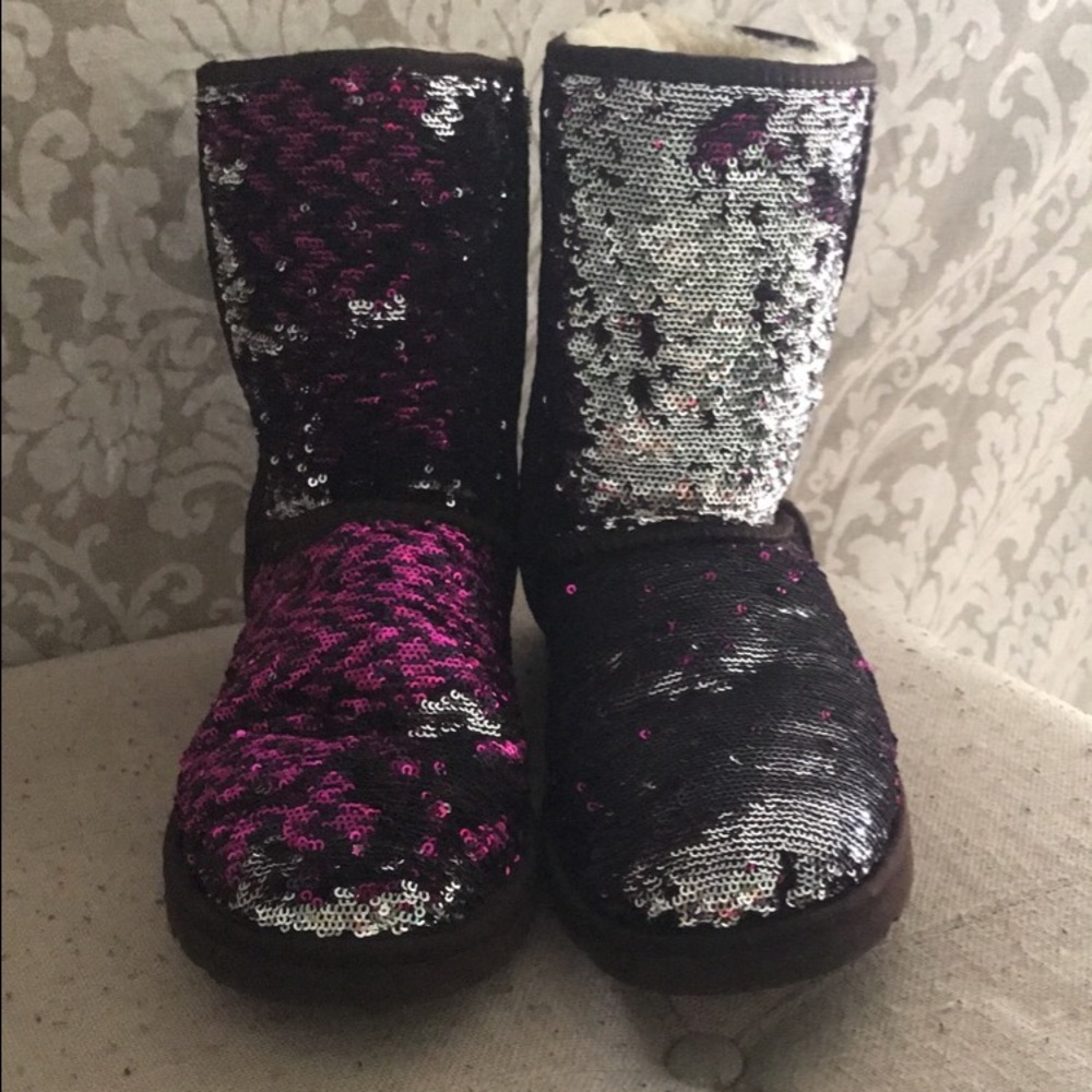 UGGs sz 9