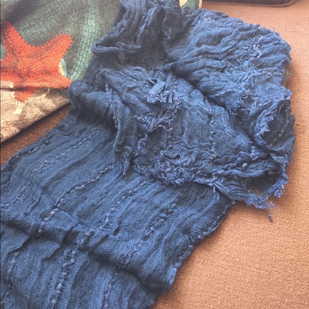 BCBG MAXAZRIA Deep Teal Scarf