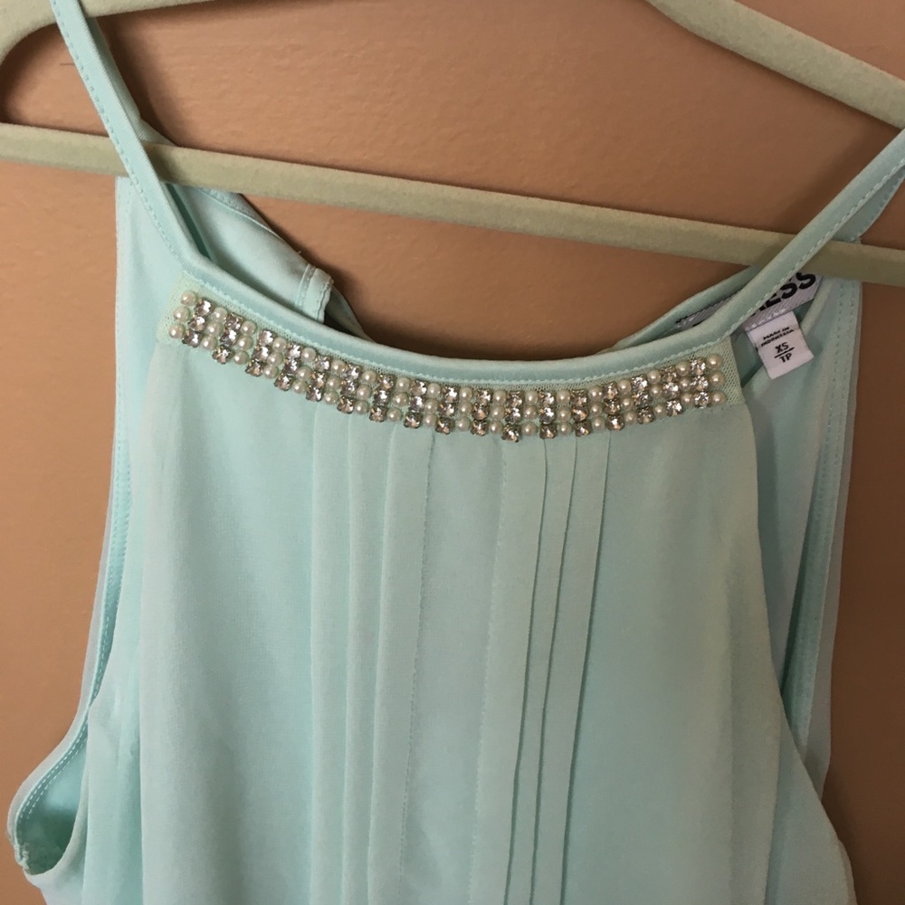 🆕 Embellished Express XS - Picture 2 of 4