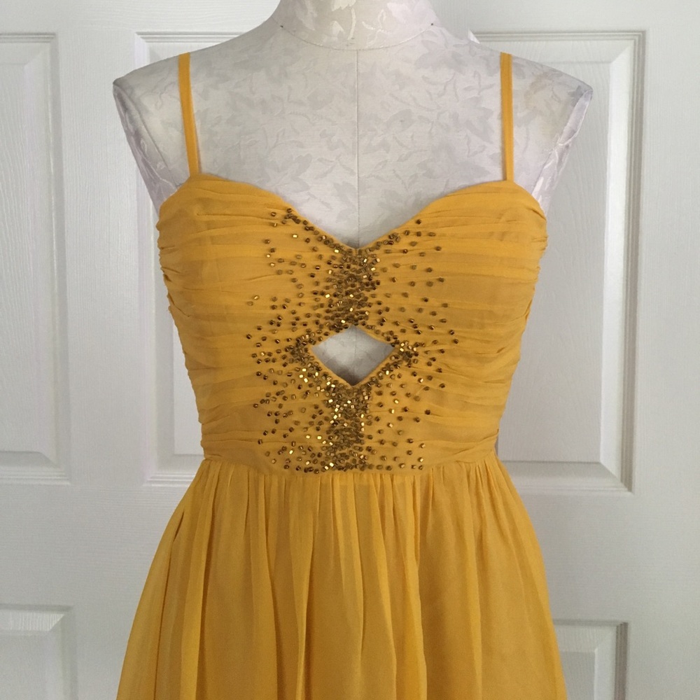 Wish Diamond Cutout  Dress - Picture 2 of 5