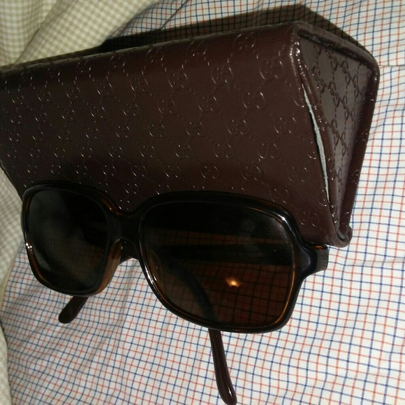 GUCCI Gold Square Sunglasses in Original Case