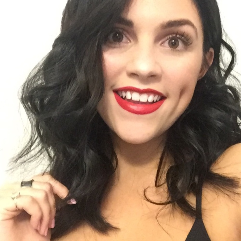 Meet your Posher, Hannah