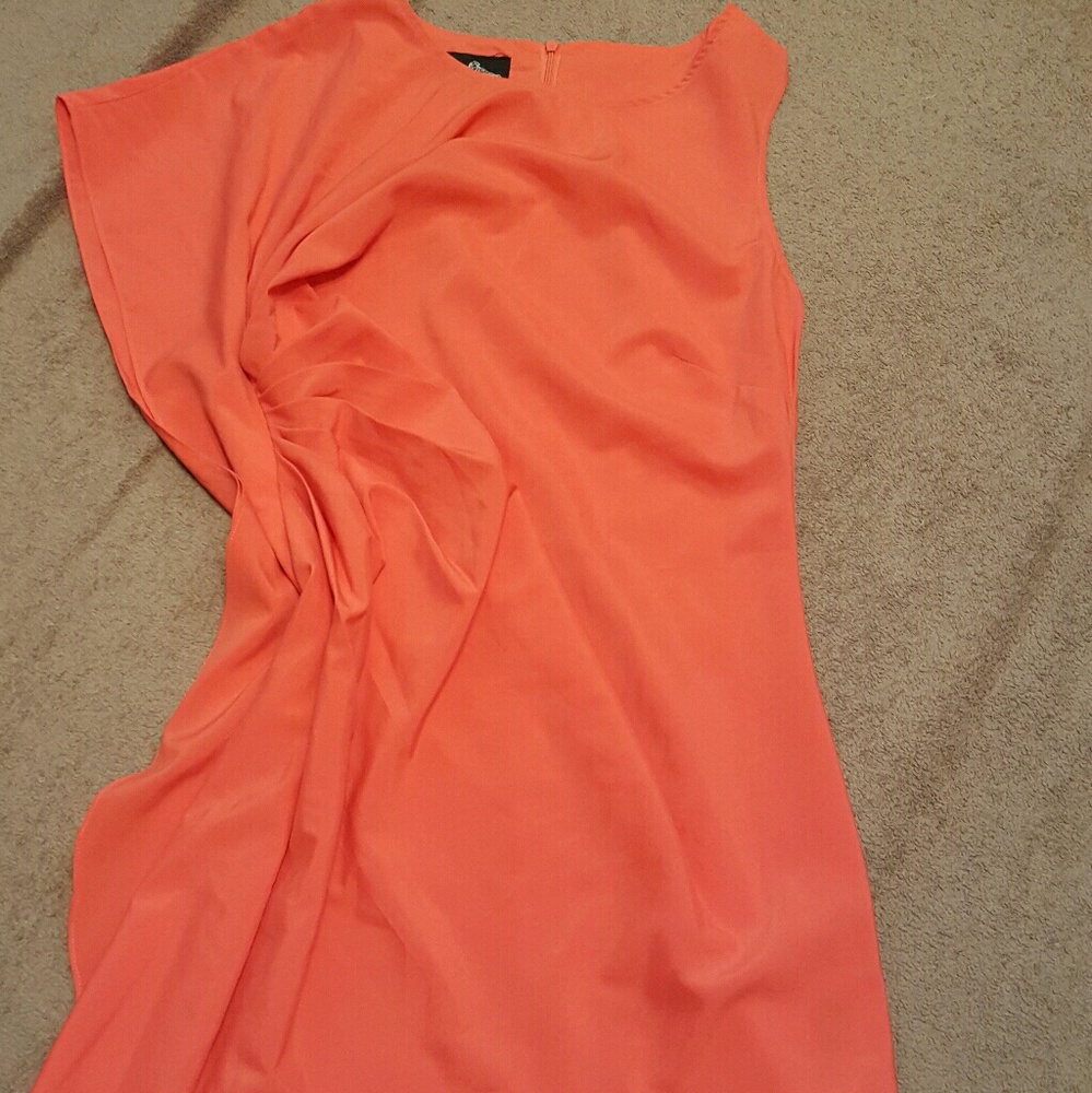Little 'Coral' Dress.. perfect for a night out!