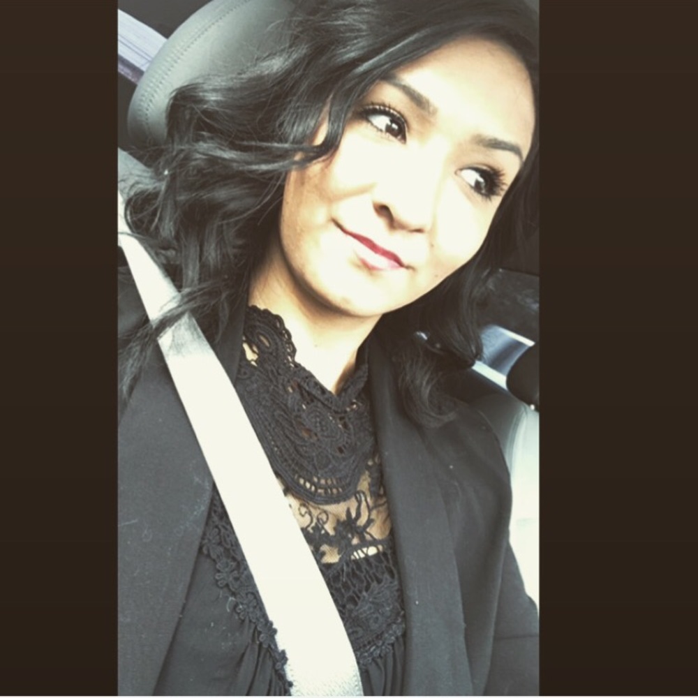 Meet your Posher, Selene