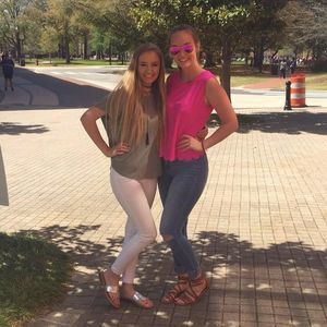 Meet your Posher, Nicole