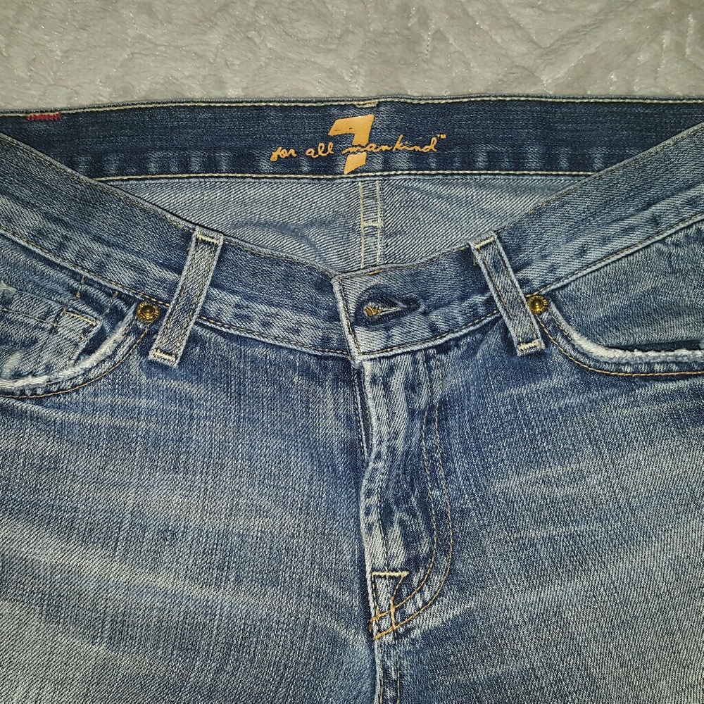 🎈HUGE SALE🎈7 FOR ALL MANKIND JEANS*