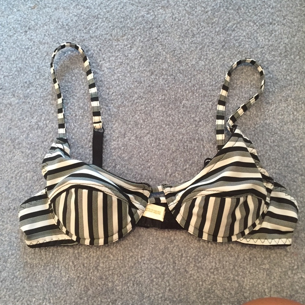 Super cute striped underwire bra