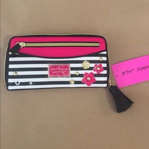 Sold❌Betsey Johnson Wallet, stripes/ 3D flowers 🌺
