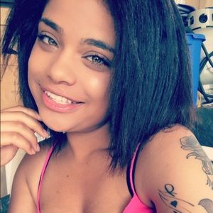 Meet your Posher, Kendall