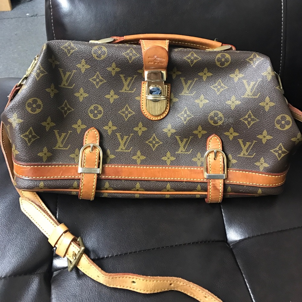 Louis Vuitton Purse