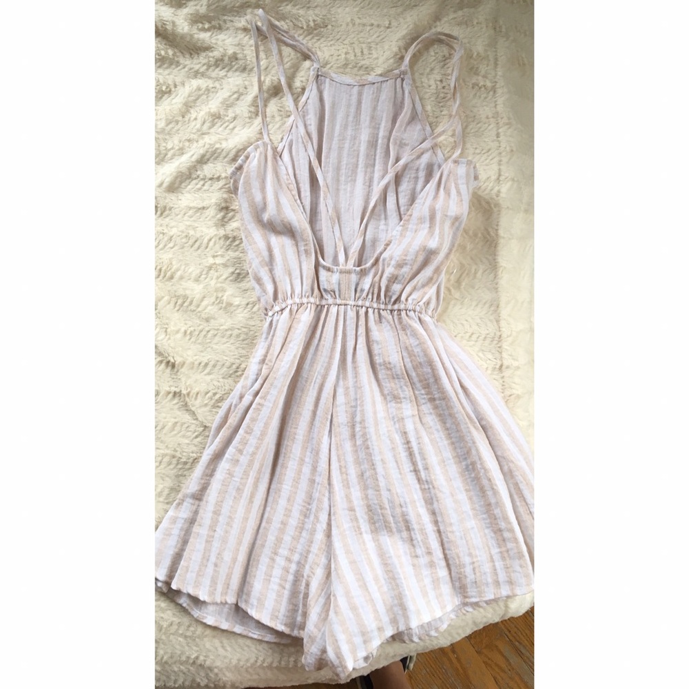 Romper - Picture 2 of 4