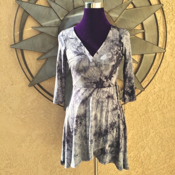 Nasty Gal Dresses & Skirts - Nasty gal tie dye wrap dress