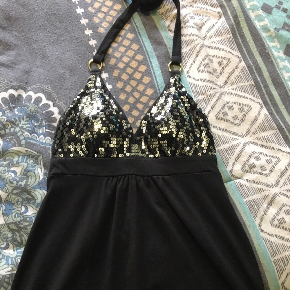 Victoria's Secret top.