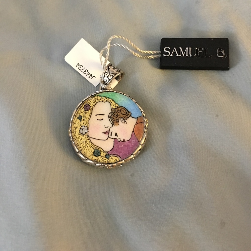 NWT Samuel B Mother & Child Pendant