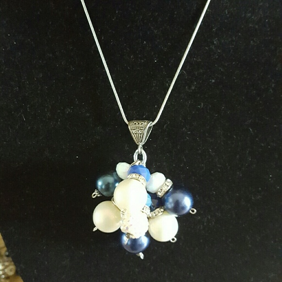 Necklace Cha Cha style, Navy Blue pearls - Picture 3 of 3