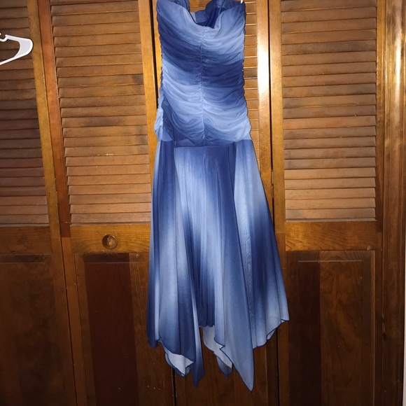 A dress for a night out - Picture 2 of 2