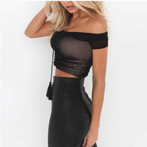 Sae Crop Mesh Top - Picture 8 of 8