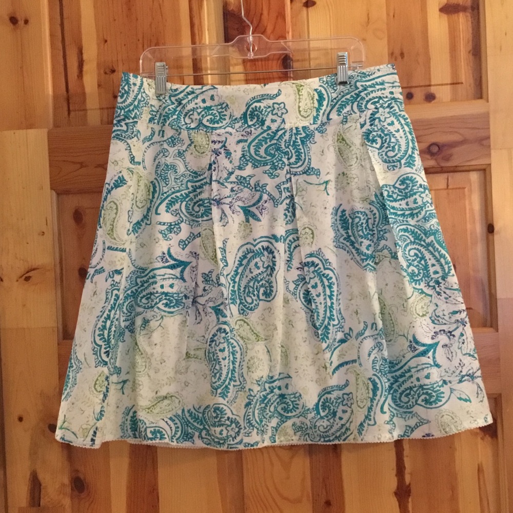 NWOT GORGEOUS SPRING SKIRT🎈BRAND NEW🎈