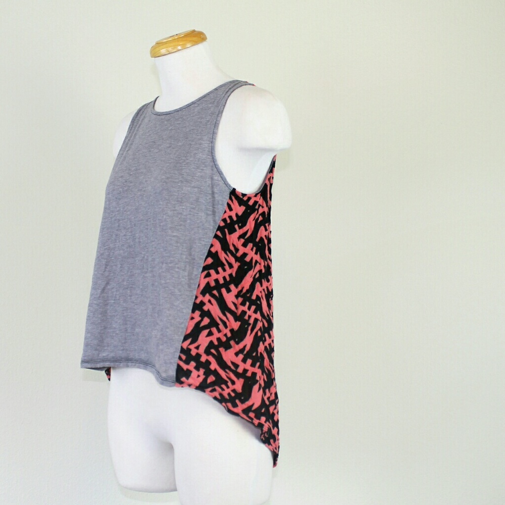 UO Silence + Noise Hi Lo Printed Tank