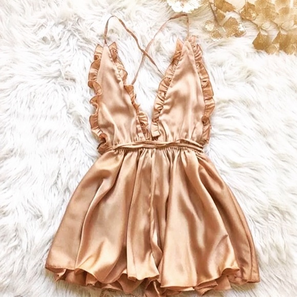 Satin Backless Romper - Picture 5 of 5