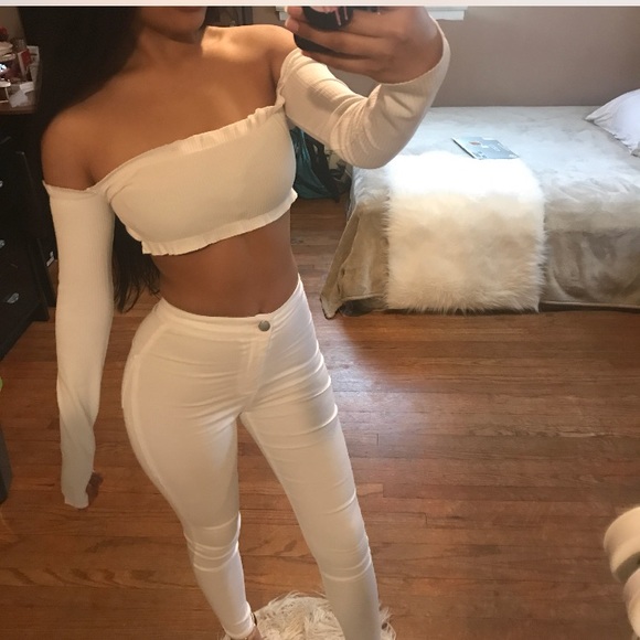 MOVING SALE💸 Sommer Crop Top - Picture 3 of 5