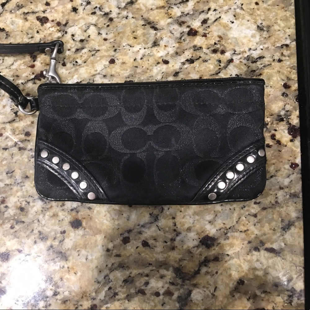 Wristlet