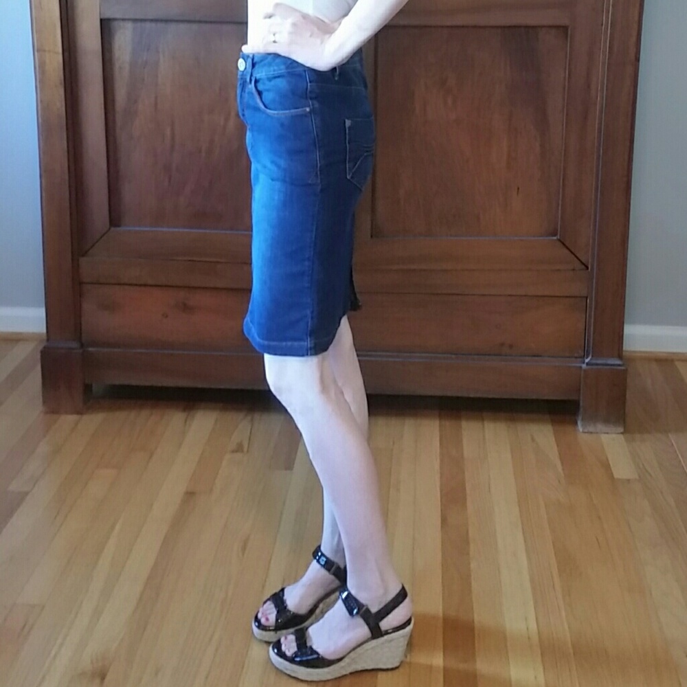 Moment Jeans Skirt size 34 / 36 small