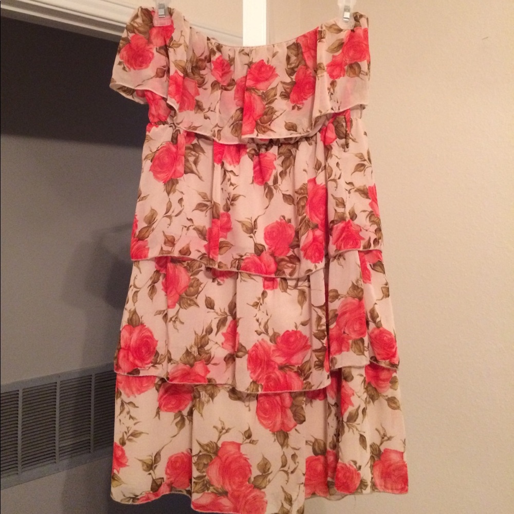 Strapless dress