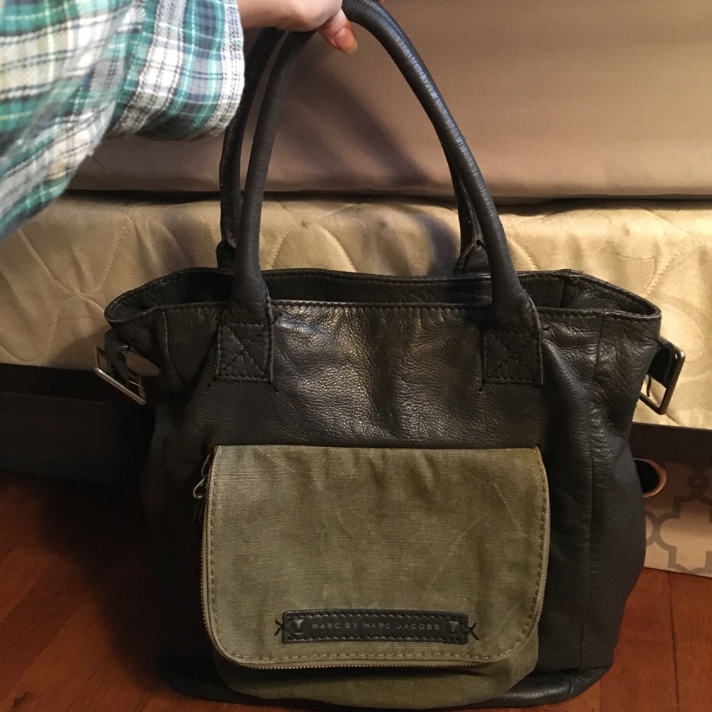 Beautiful large Marc Jacobs bag.