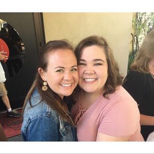 Meet your Posher, Danielle