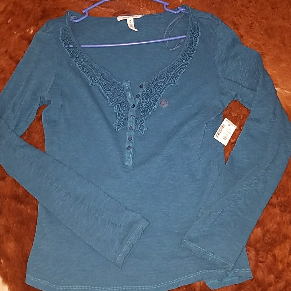 Long sleeve crochet blouse