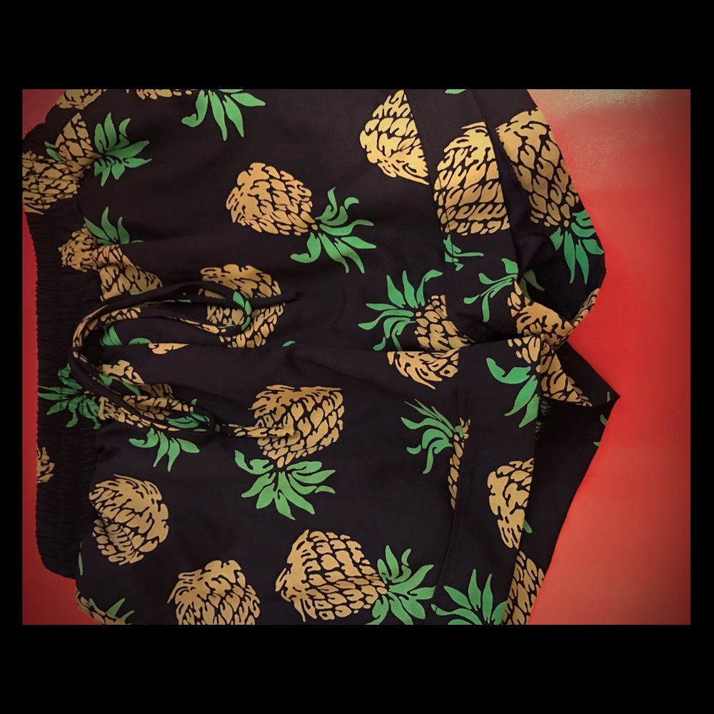 Pineapple Shorts ! Super Cute!