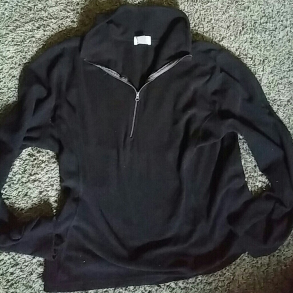 Old Navy Black fleece pullover