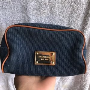 Micheal kors makeup bag