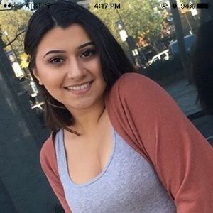 Meet your Posher, Denise