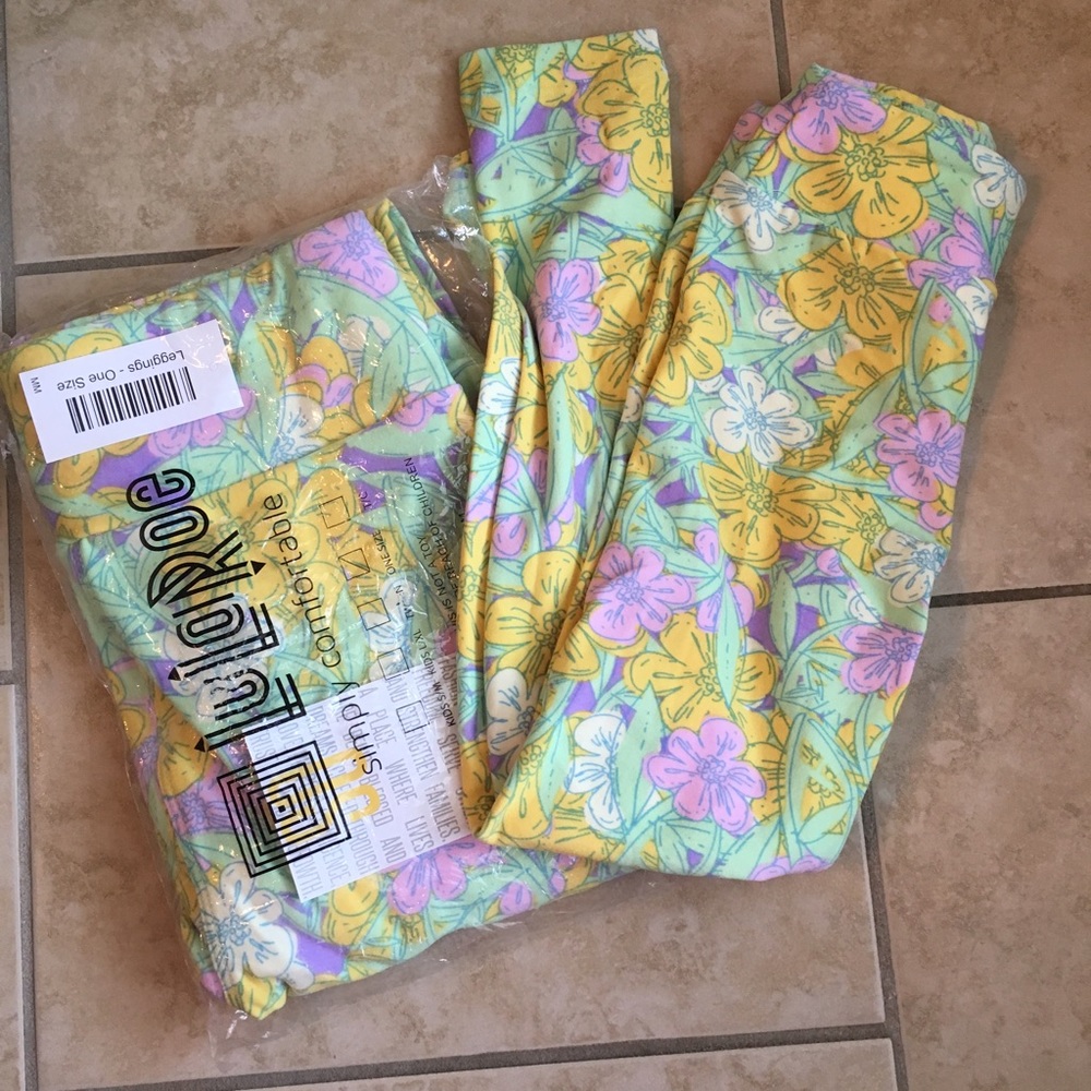 Lularoe Mommy and Me Legging Set! New!!