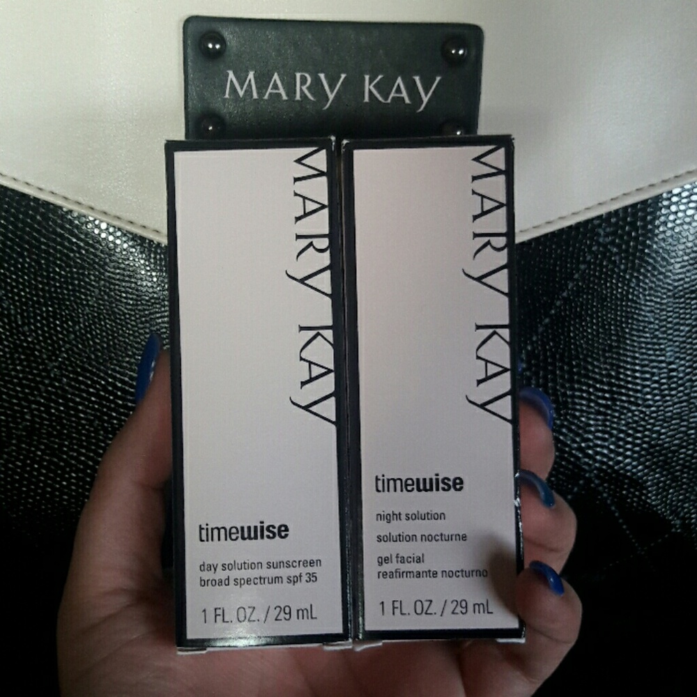 Mary Kay!  Night and Day Timewise solution set