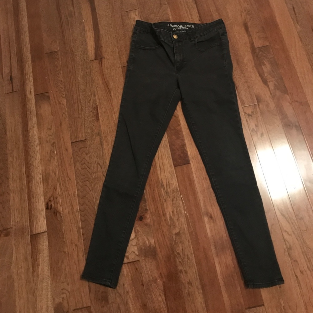 AMERICAN EAGLE BLACK SKINNY JEANS
