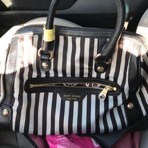 Henri Bendel brown and white strips tote !