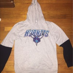 Hornets sports pull over sweatshirt