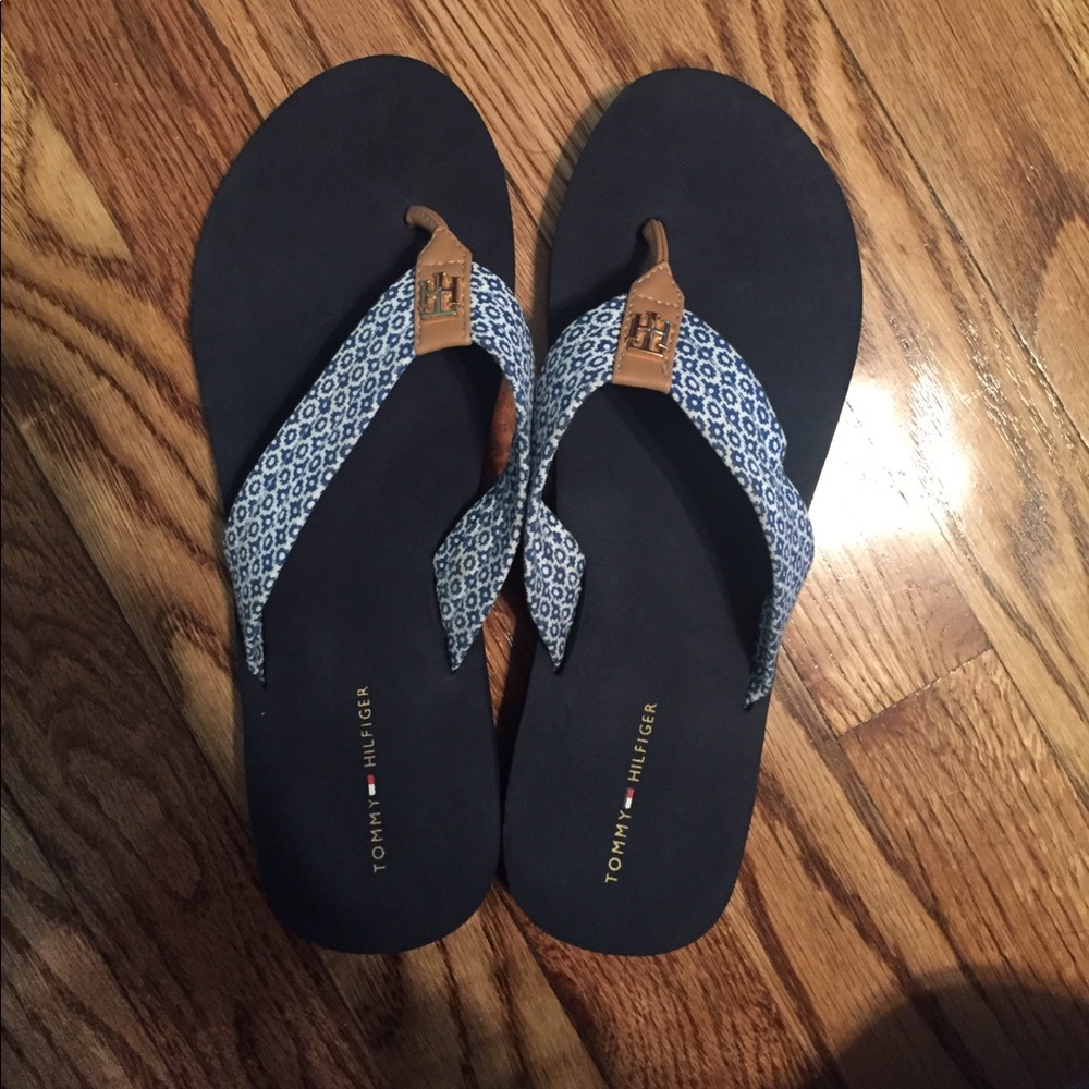 Tommy Hilfiger flip flops