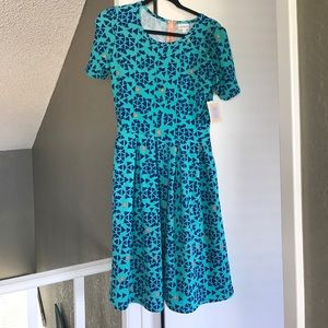 Beautiful Lularoe Amelia size Medium