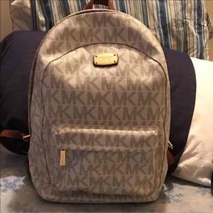 Michael kors bookbag