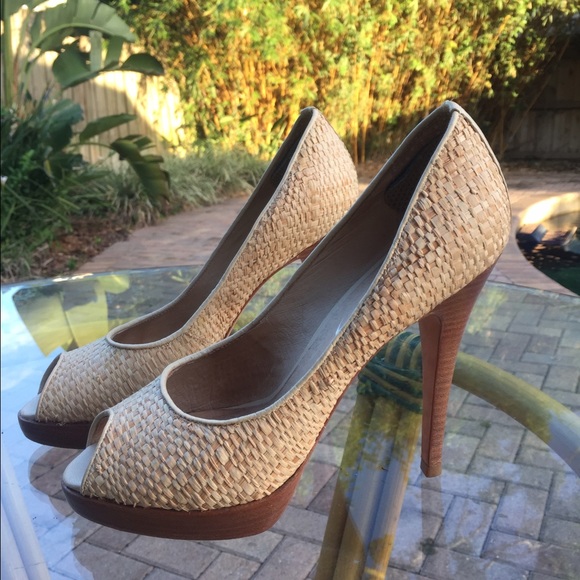 Straw peeptoe heels by Boutique 9 - Picture 3 of 4